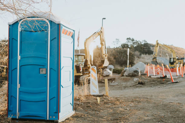 Best Portable restroom trailer rental  in Algonquin, IL