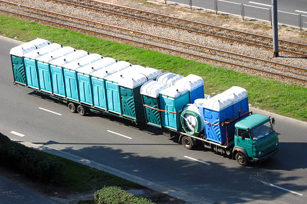 Best Portable toilet rental cost  in Algonquin, IL
